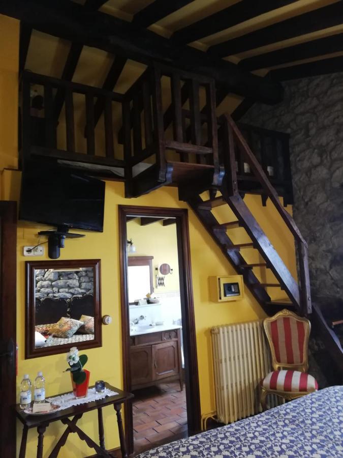 Posada De Pedrena Bagian luar foto